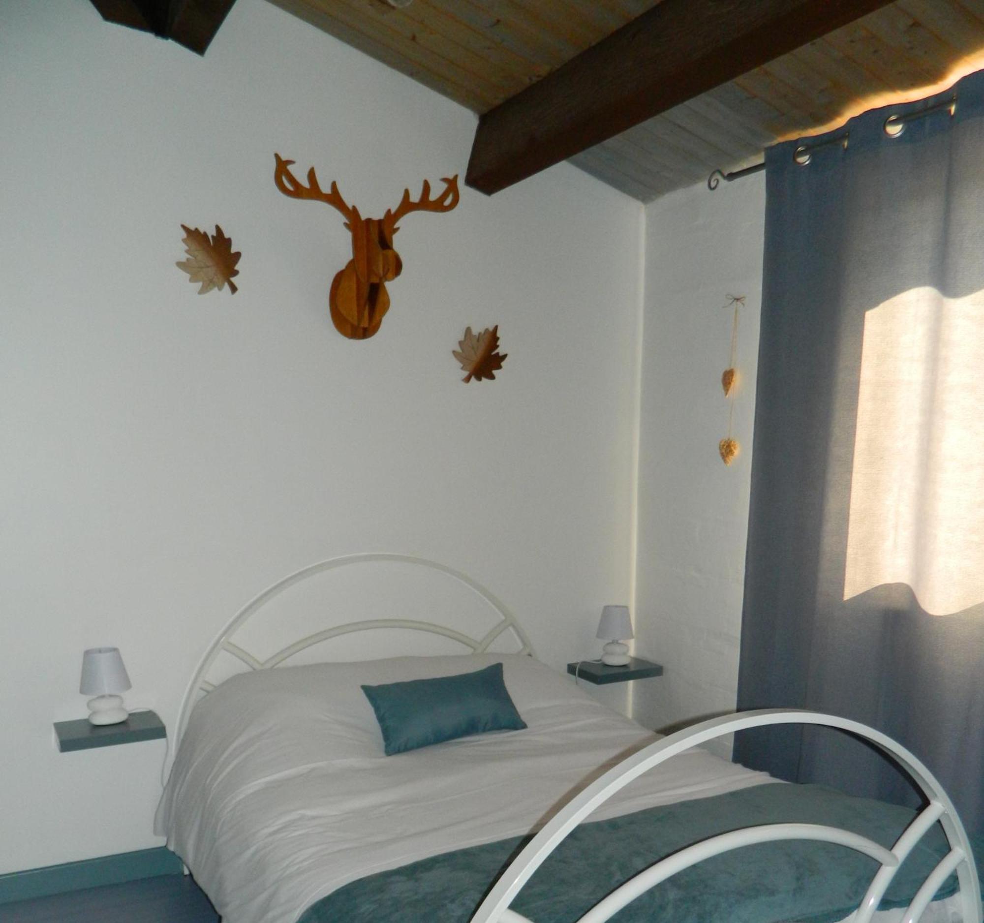 Le Clos Des Dryades D Bed & Breakfast Vers (Lot)